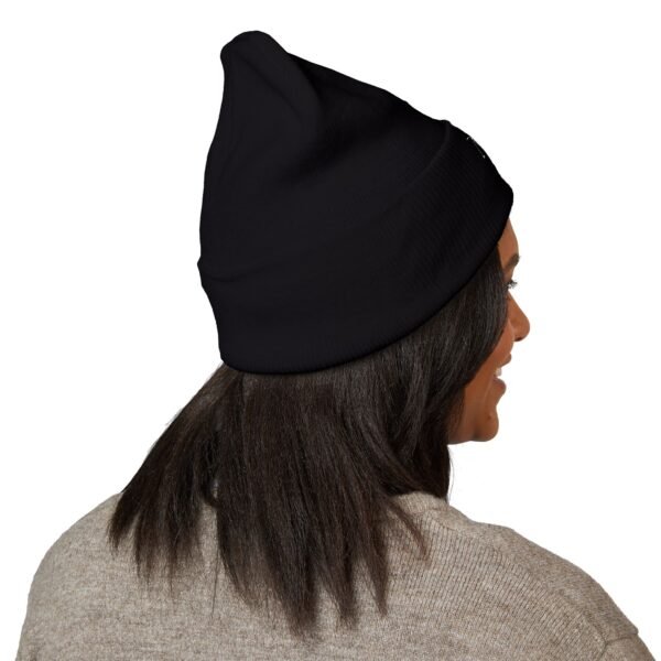 Classic Cuffed Beanie with Stylish New Star Logo Embroidery - Cozy Fashion Accessory - Image 4